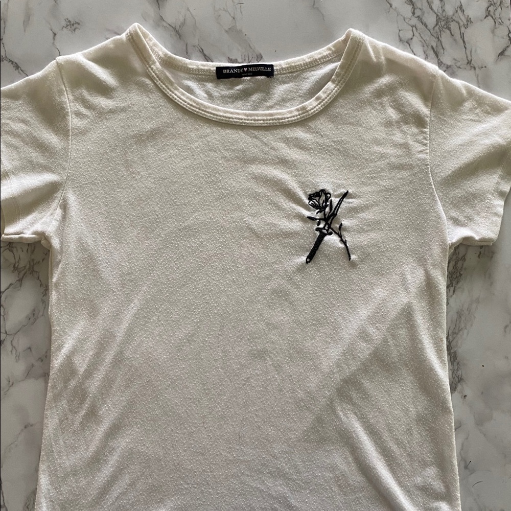 Brandy Melville Tshirt